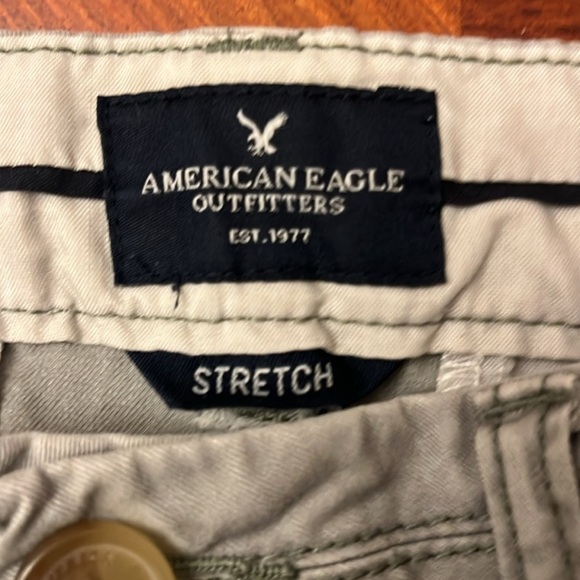 America Eagle Women’s Green Midi Chinos
Size 0 - Picture 3 of 10